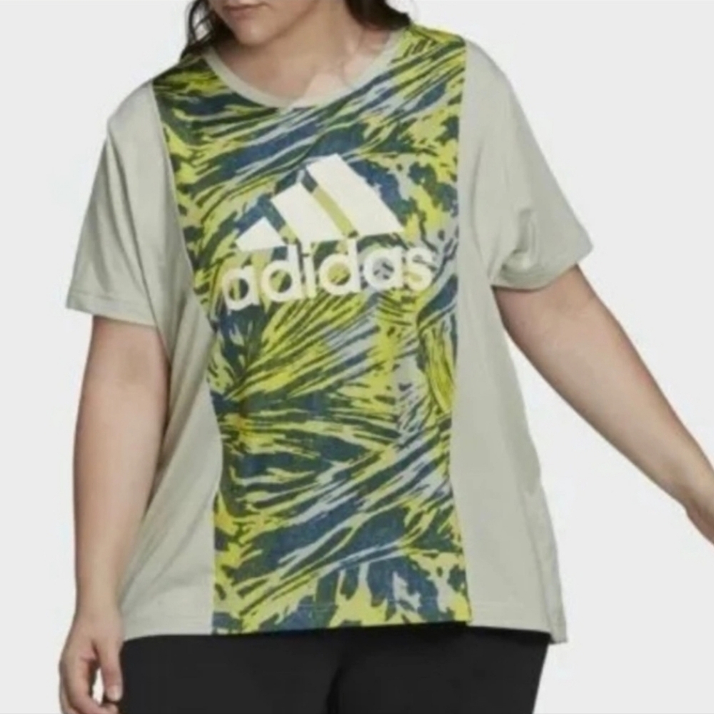ADIDAS size XL Aeroready Abstract‎ Logo Print T Shirt Zoe Saldana Collection